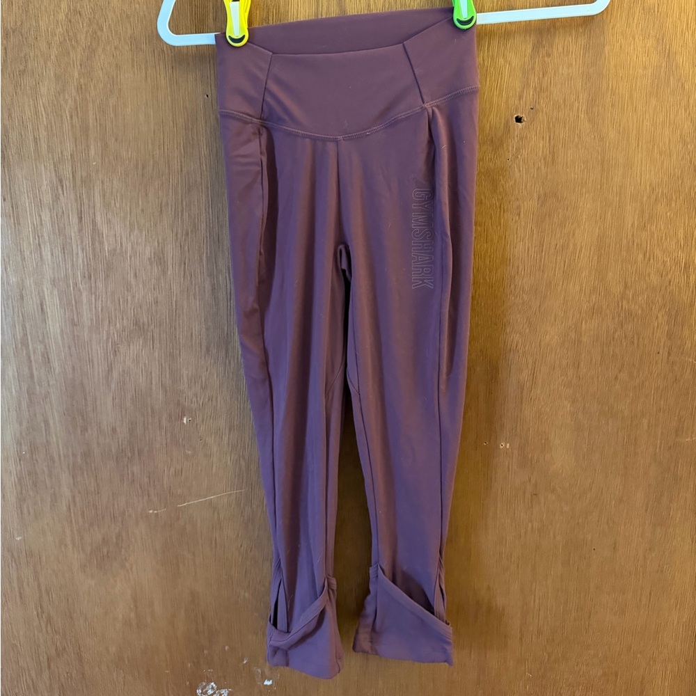 Gymshark Maroon Capri Workout Leggings Women’s Size XS